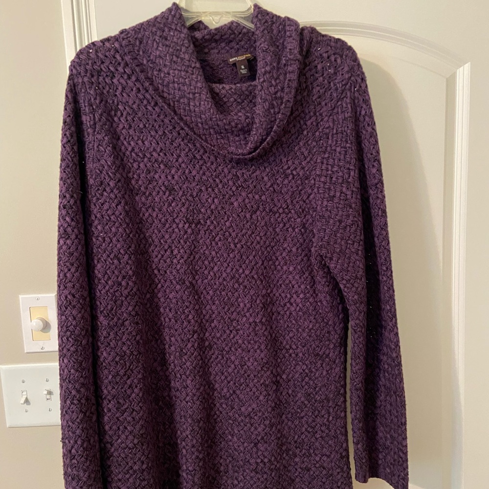 Dana Buchanan Purple tunic sweater